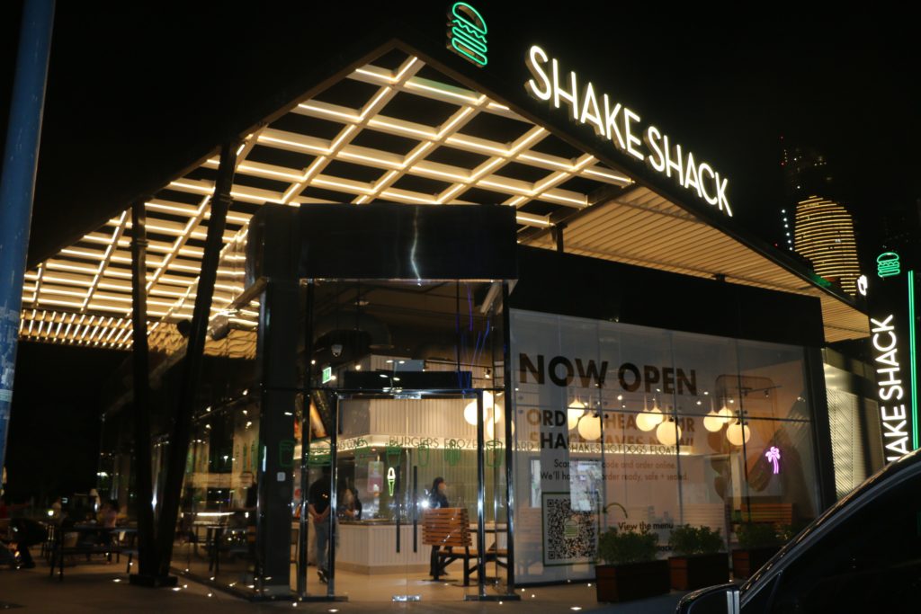 Get Shakin’ At Shake Shack’s Newest Abu Dhabi Corniche Location Shake ...